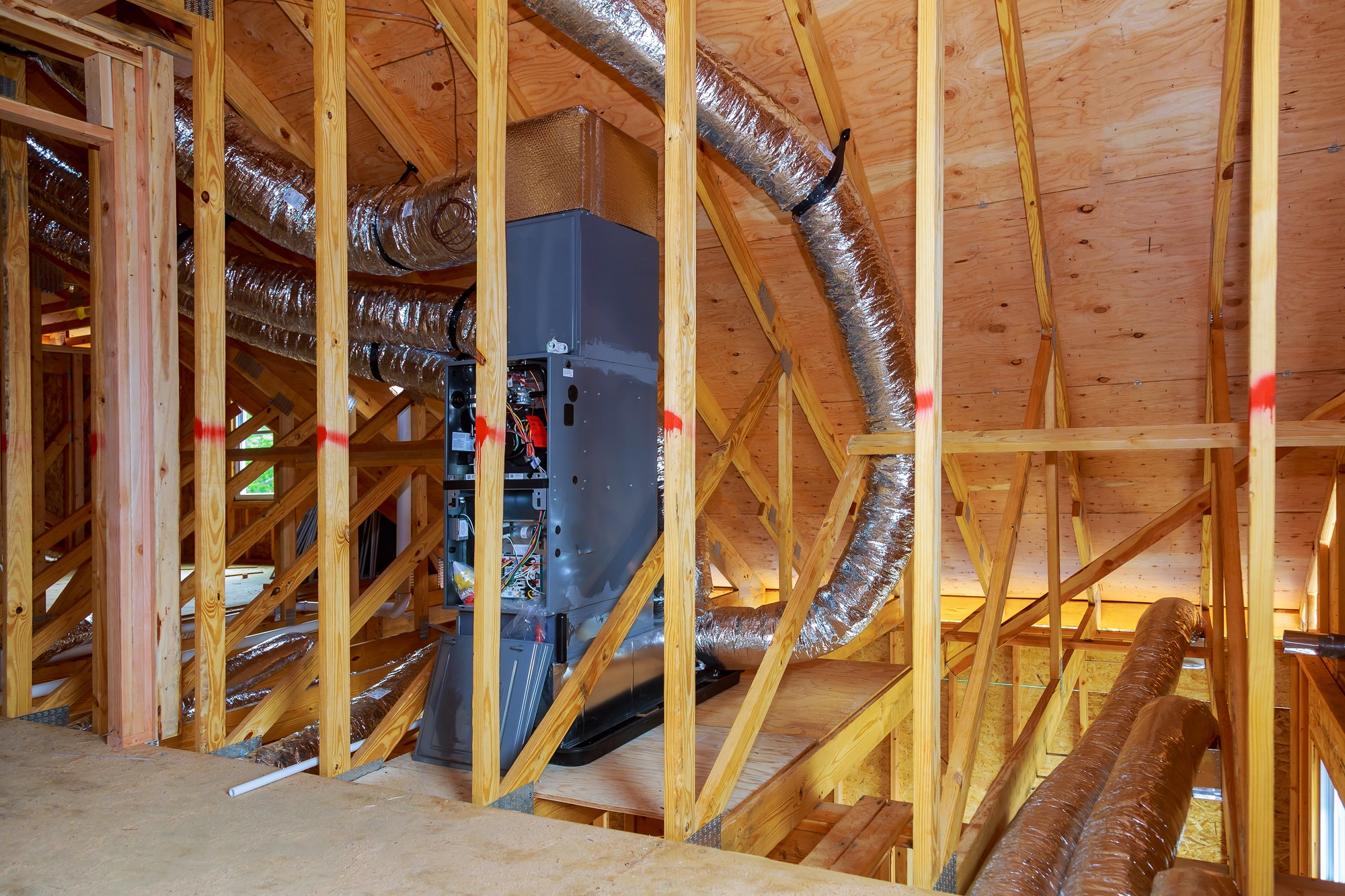 http://installation%20of%20heating%20system%20on%20the%20roof%20of%20the%20pipe%20system%20of%20heating%20close%20up